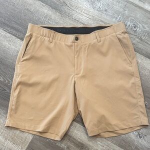 Under Armour Men's Tan Flat Front Shorts Size 40